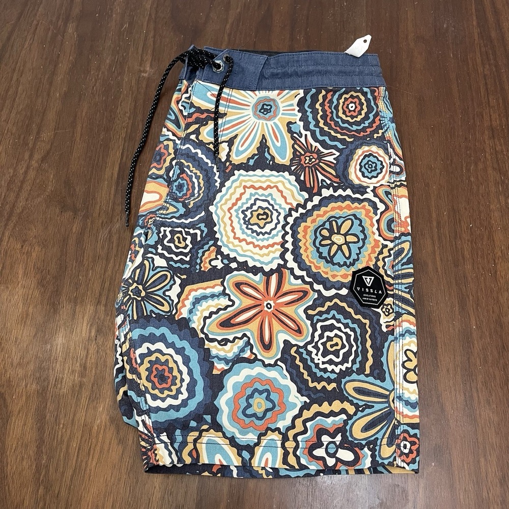 Vissla Board Shorts Mens 32 Blue Floral Groove Move Pockets Swim 8" Inseam NWT